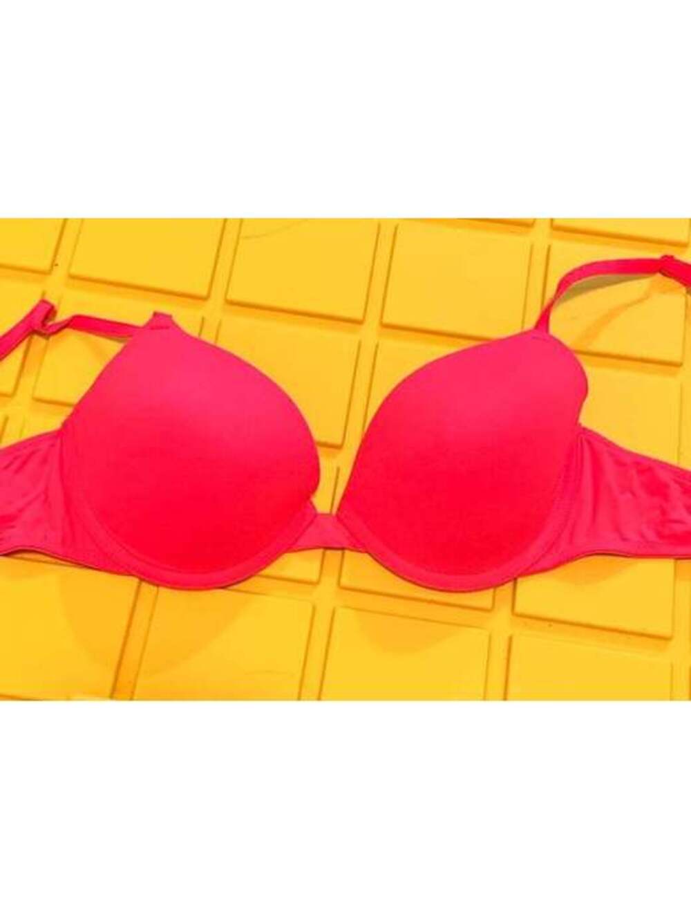 VS pink wear everywhere Demi bra size 34 c